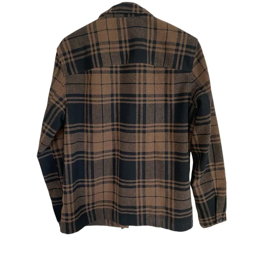 Gap women's size small brown and black collared long sleeve flannel shirt jacket